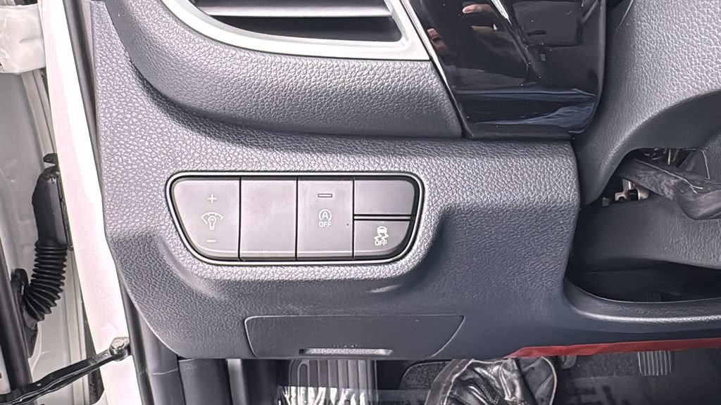 New 2026 Kia Seltos S AWD/4WD image 32