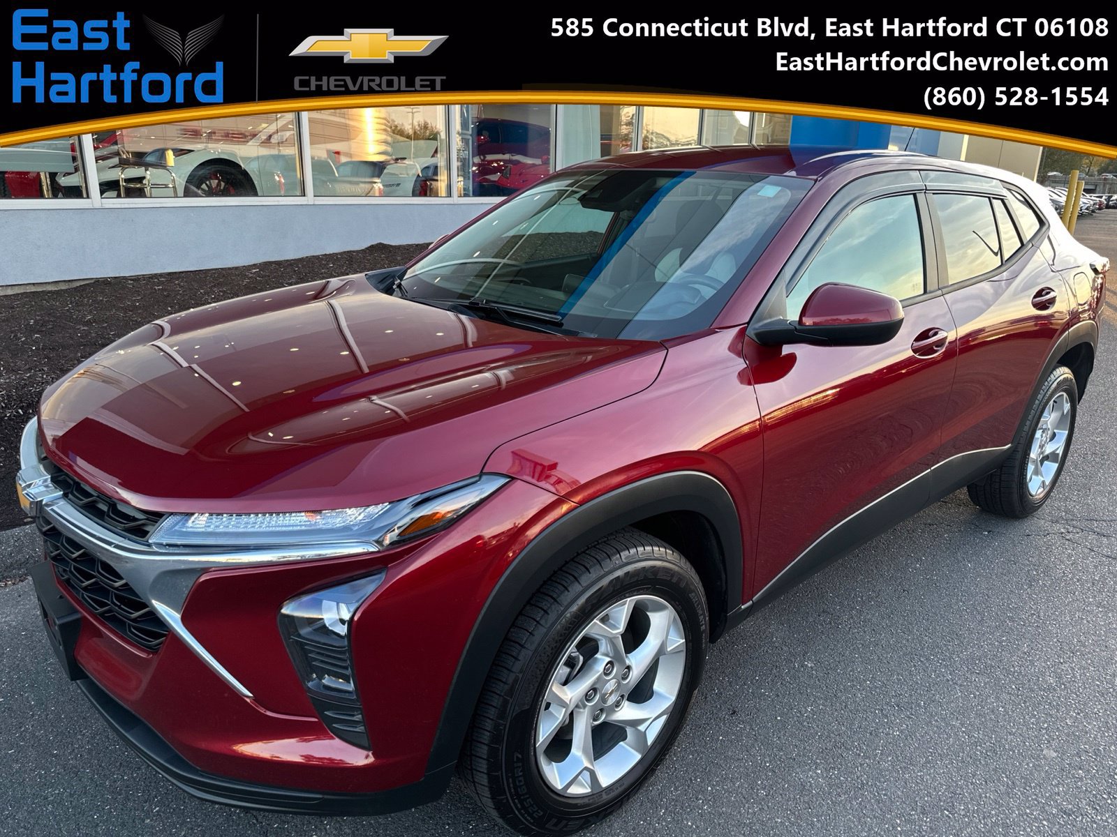 Used 2025 Chevrolet Trax LS w/ LS Convenience Package FWD image 1