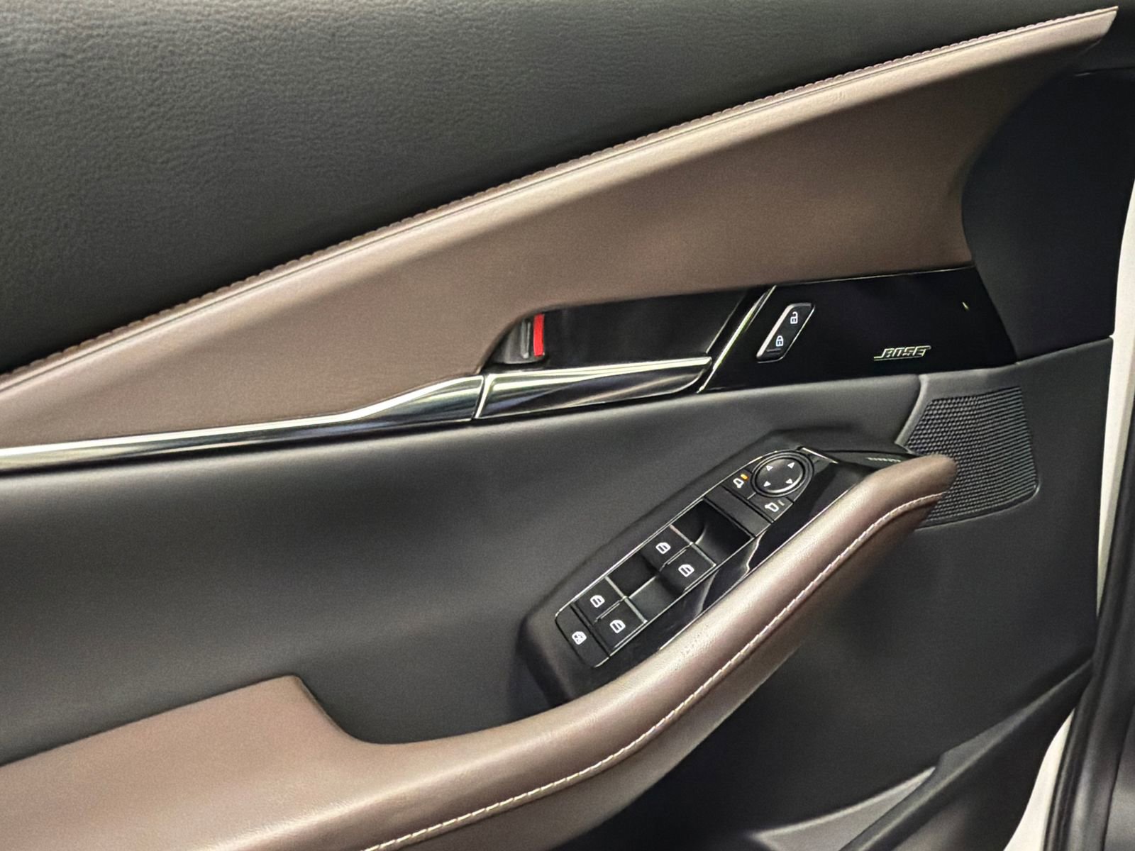 Certified 2025 MAZDA CX-30 2.5 Turbo w/ Premium Package image 33