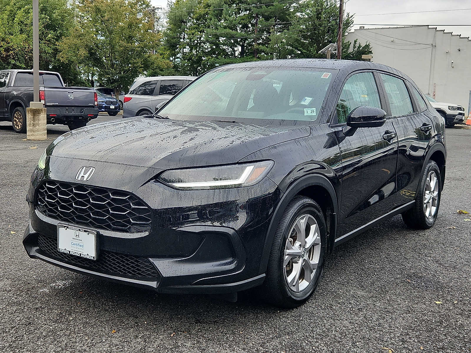 Certified 2024 Honda HR-V LX image 3