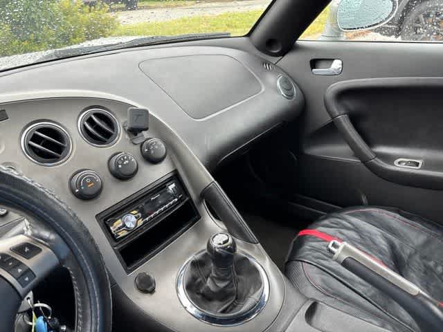 Used 2006 Pontiac Solstice Convertible w/ Premium Package RWD image 21