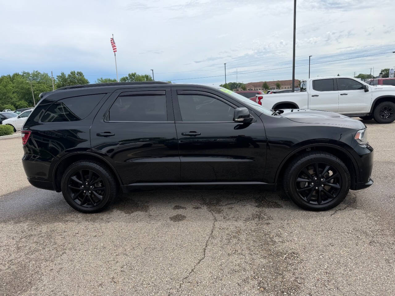 Used 2018 Dodge Durango R/T w/ Technology Group AWD/4WD image 6