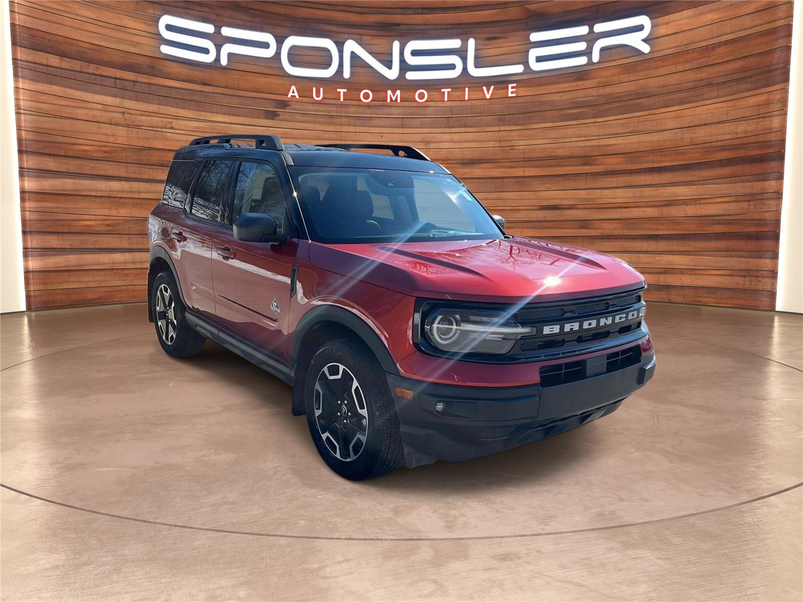 Used 2024 Ford Bronco Sport Outer Banks w/ Tech Package image 9