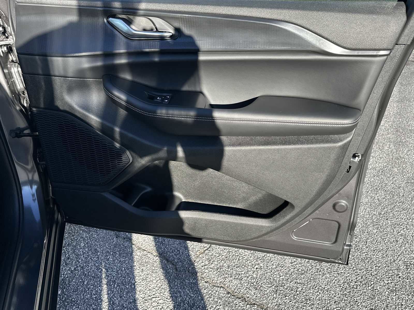 New 2025 Jeep Grand Cherokee Laredo X w/ Trailer Tow Package image 14