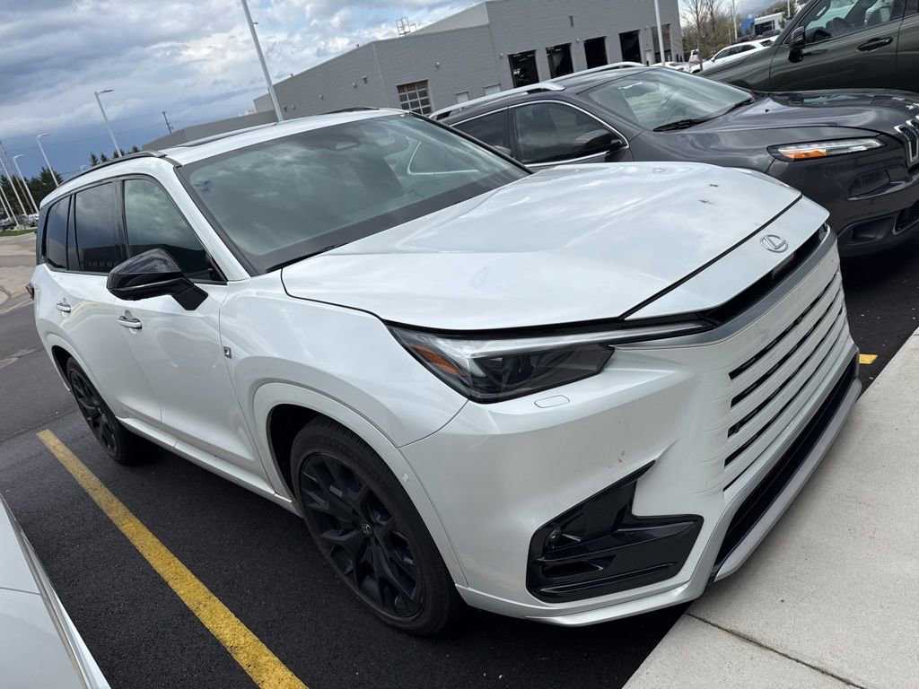 Used 2025 Lexus TX 350 AWD w/ Technology Package image 3