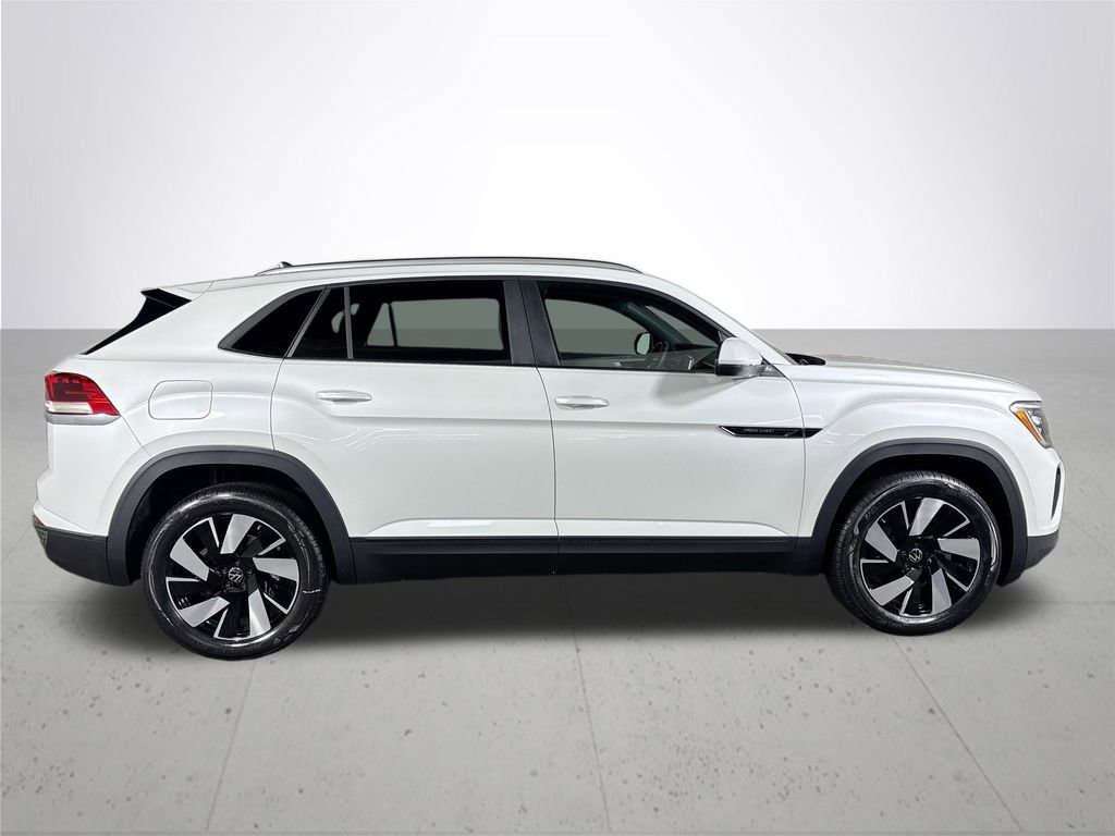 New 2026 Volkswagen Atlas Cross Sport SE image 5