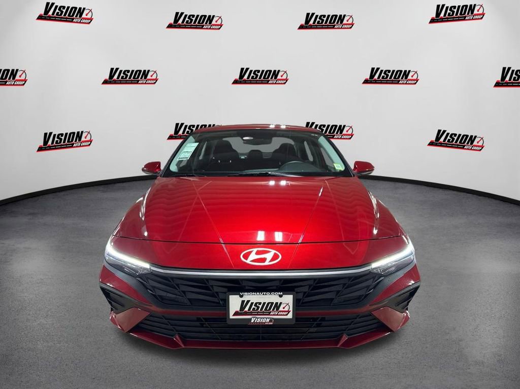 Used 2024 Hyundai Elantra SEL video 2