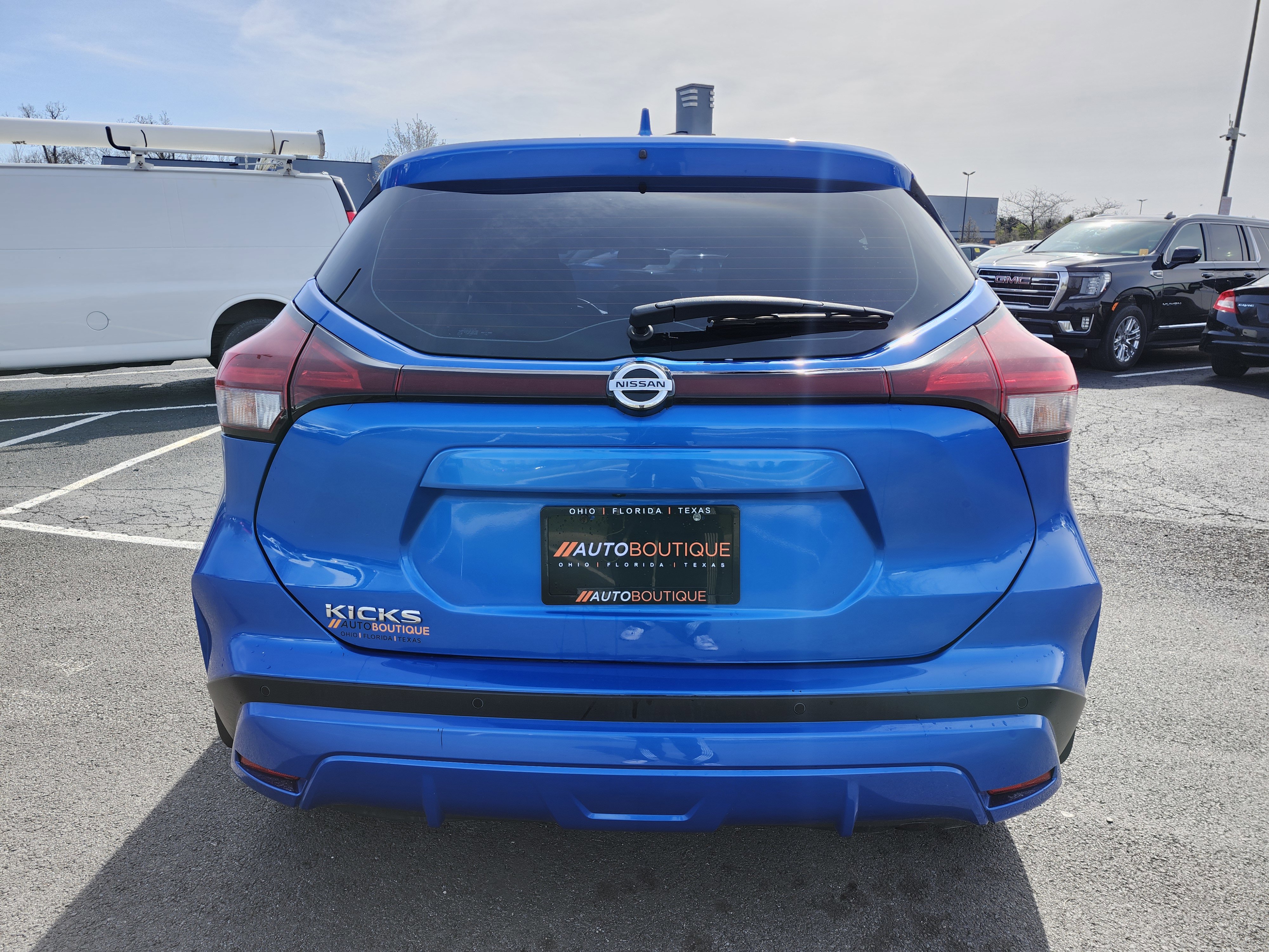 Used 2021 Nissan Kicks S image 14