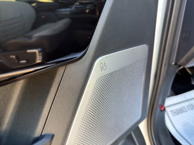 Used 2022 Ford F150 Lightning Platinum image 29