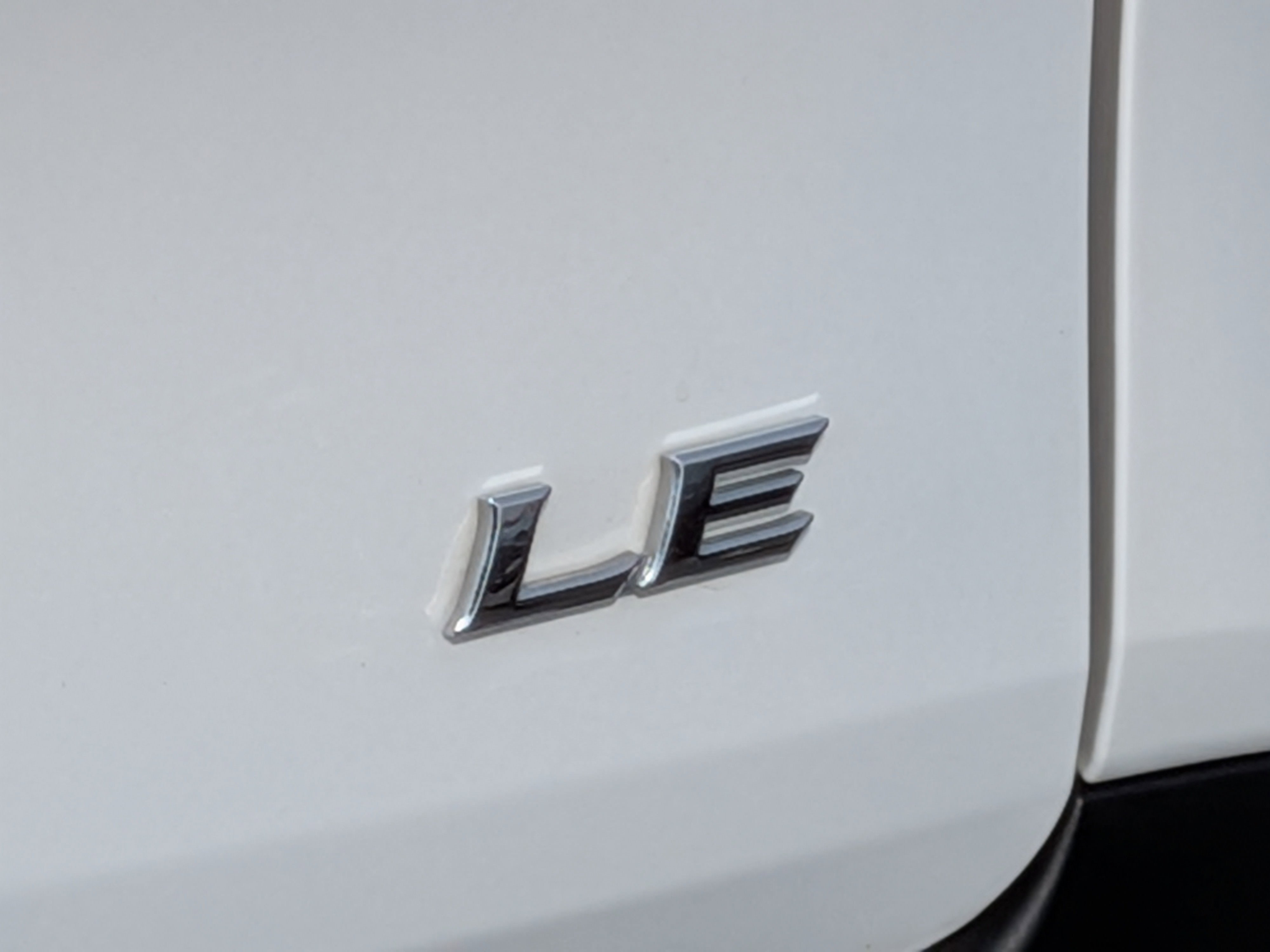 Used 2025 Toyota Sienna LE w/ LE Plus Package AWD/4WD image 11