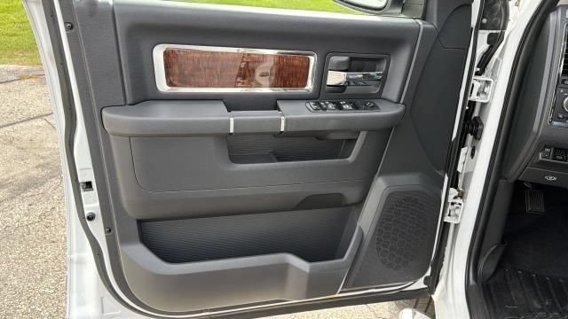 Used 2011 RAM 1500 Laramie AWD/4WD image 26