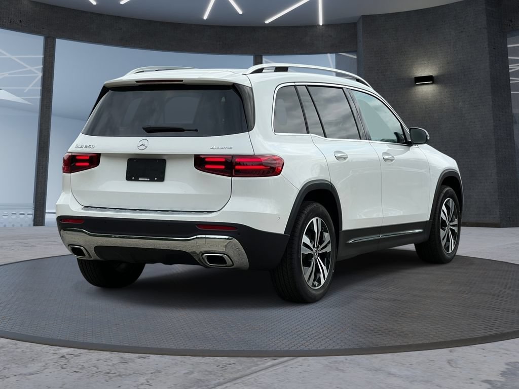 New 2026 Mercedes-Benz GLB 250 4MATIC image 4