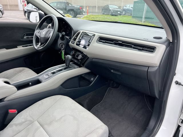 Used 2021 Honda HR-V LX image 26