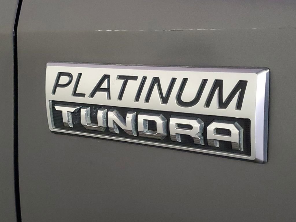 Used 2019 Toyota Tundra 4x4 CrewMax image 8