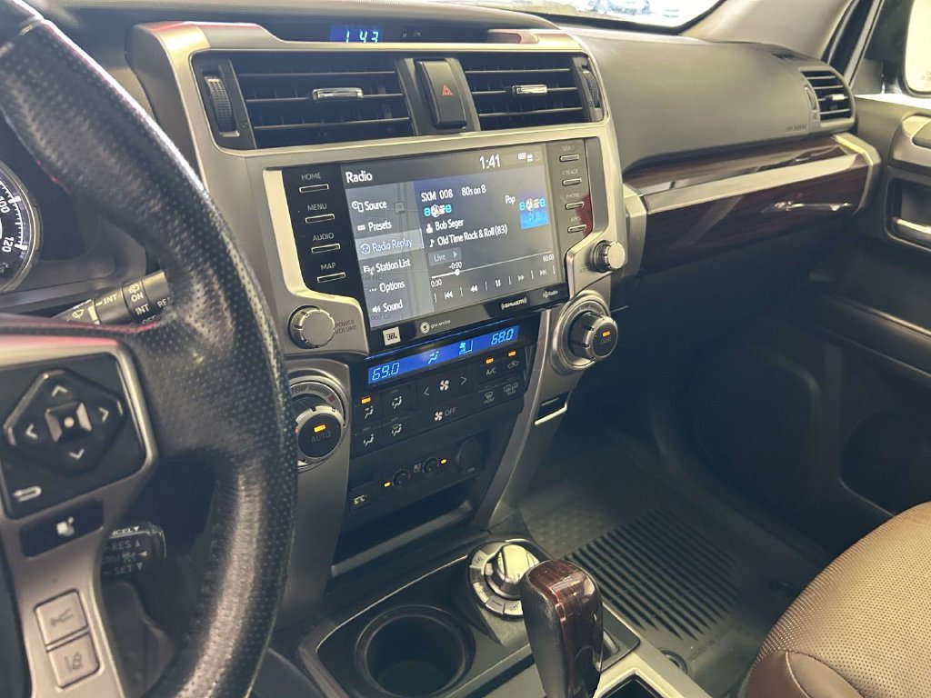Used 2024 Toyota 4Runner Limited AWD/4WD image 23