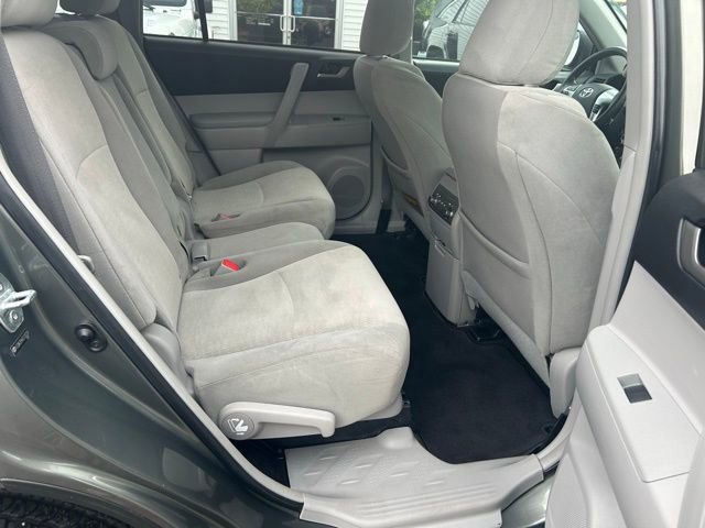 Used 2012 Toyota Highlander 4WD image 18