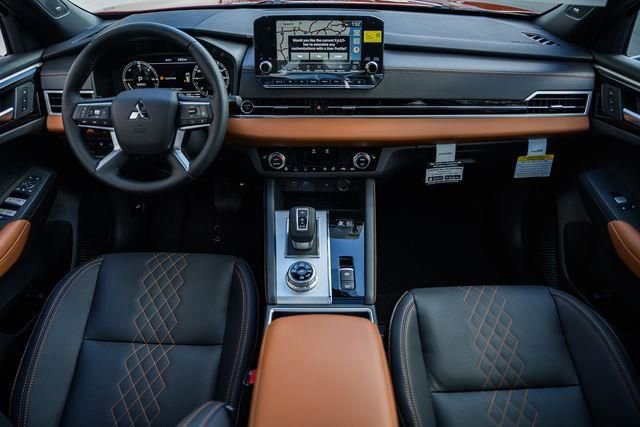 New 2025 Mitsubishi Outlander SEL image 20
