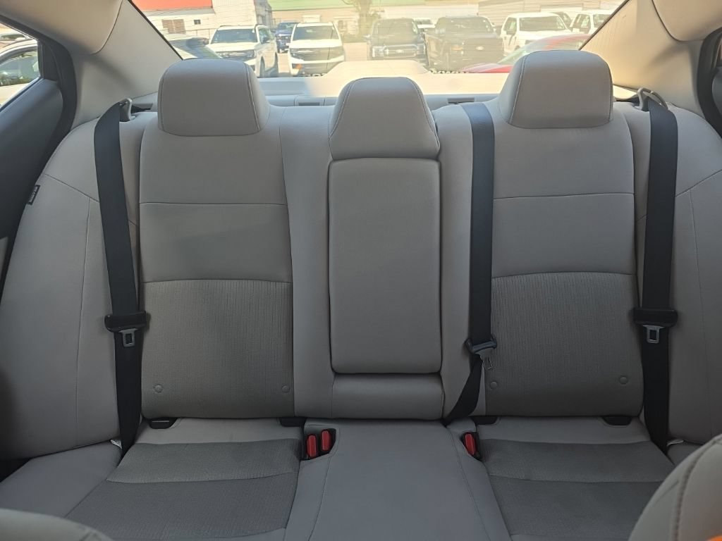 Used 2025 Nissan Altima 2.5 SV FWD image 26