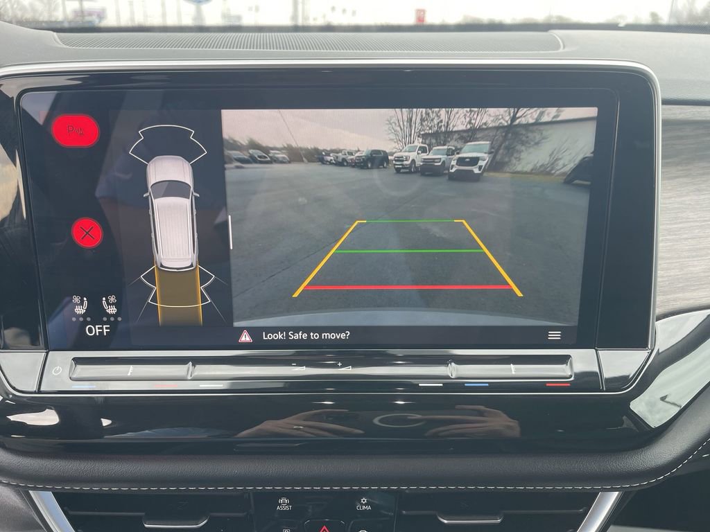 Used 2025 Volkswagen Atlas SEL image 23