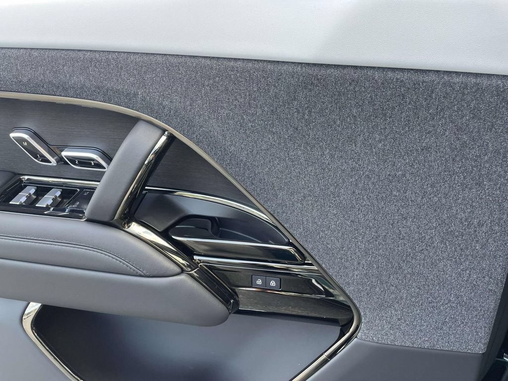 New 2026 Land Rover Range Rover Sport Dynamic SE AWD/4WD image 32