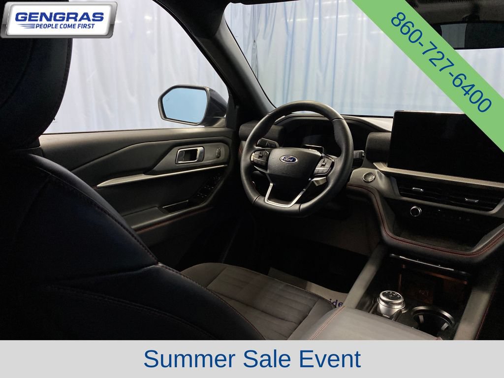 Used 2025 Ford Explorer ST-Line w/ ST-Line Street Pack AWD/4WD image 42