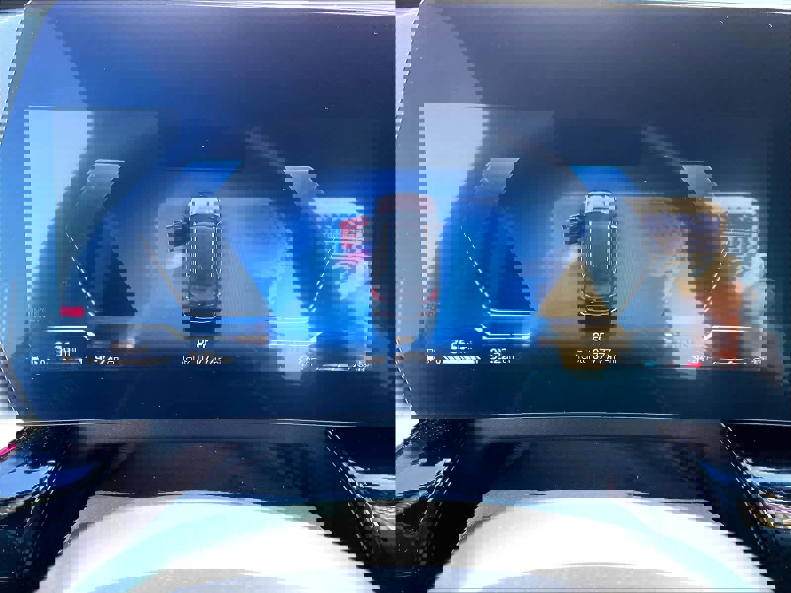 Used 2025 BMW X1 xDrive28i w/ Convenience Package image 21