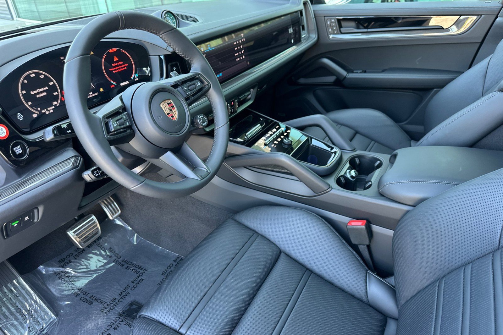 New 2026 Porsche Cayenne GTS image 4