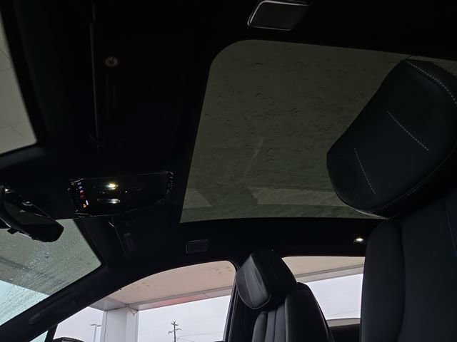 New 2026 Cadillac Lyriq Premium Sport w/ LPO, Floor Liner Package AWD/4WD image 21