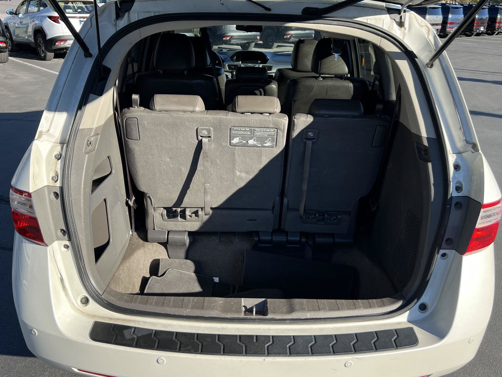 Used 2013 Honda Odyssey Touring image 10