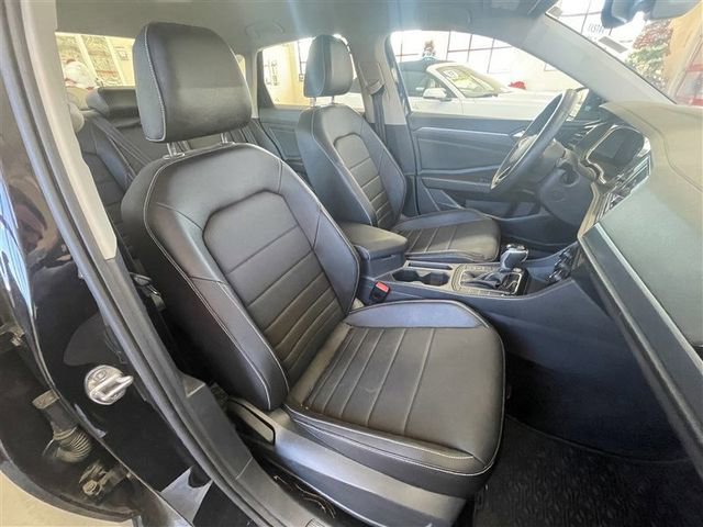 Used 2023 Volkswagen Jetta SE image 22