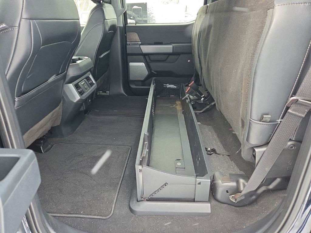 Used 2023 Ford F250 Lariat w/ Lariat Ultimate Package image 28