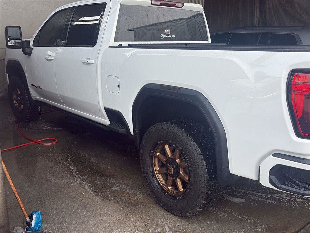 Used 2021 GMC Sierra 2500 AT4 AWD/4WD image 6