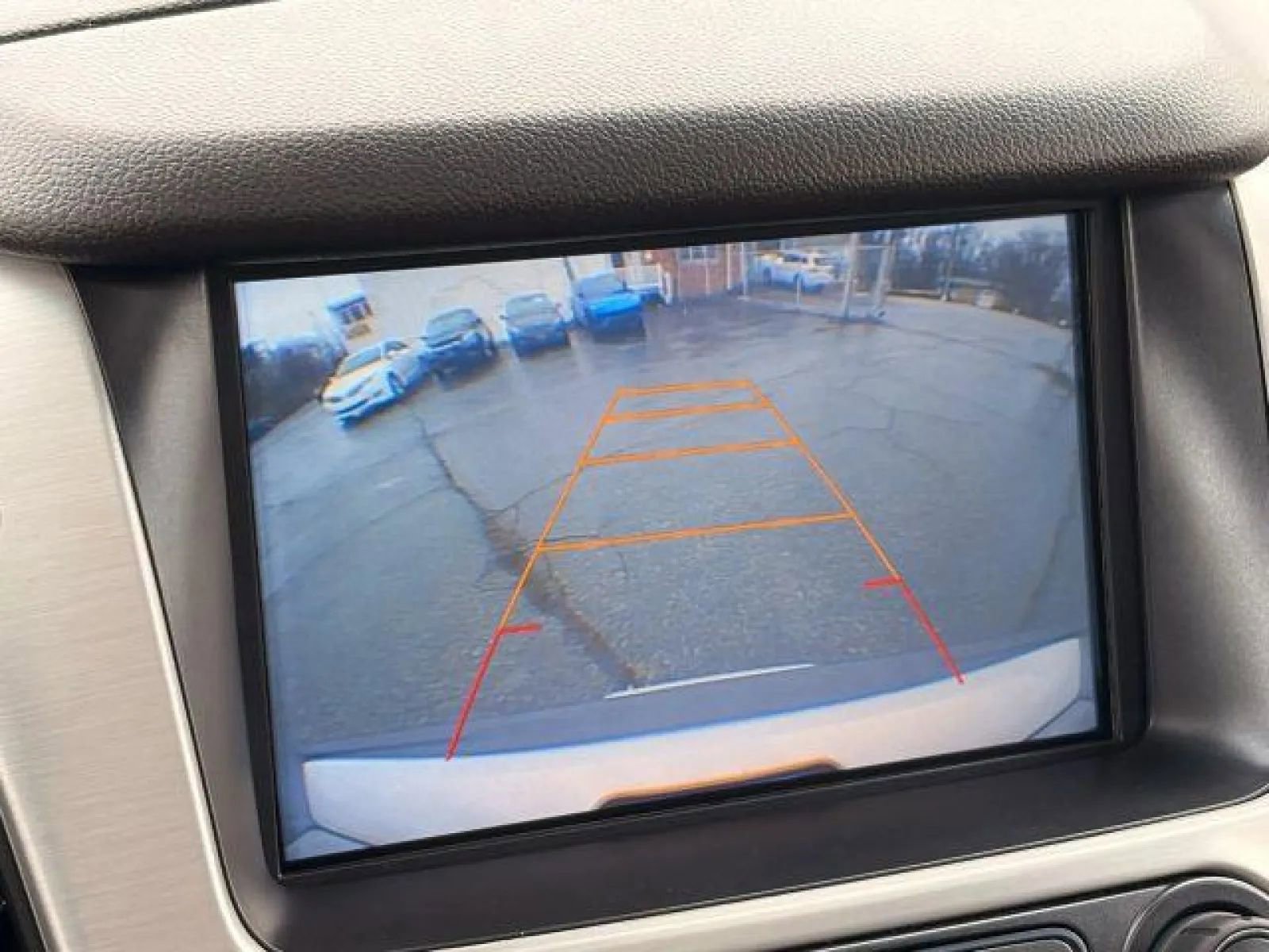 Used 2017 GMC Yukon SLT w/ Open Road Package image 31