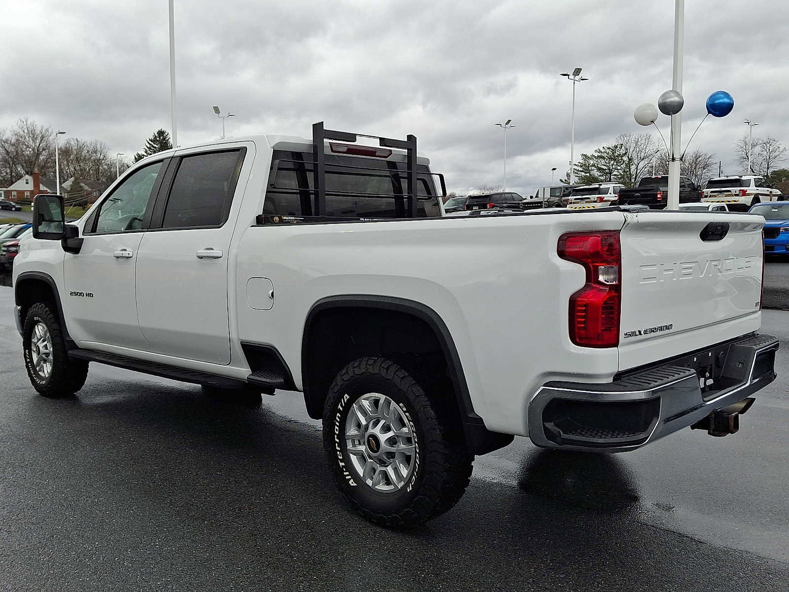 Used 2023 Chevrolet Silverado 2500 LT w/ Convenience Package image 4