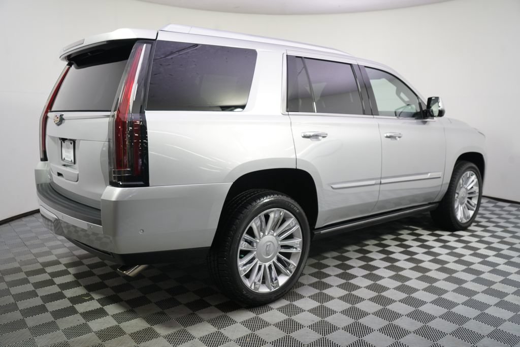 Used 2020 Cadillac Escalade Platinum AWD/4WD image 7