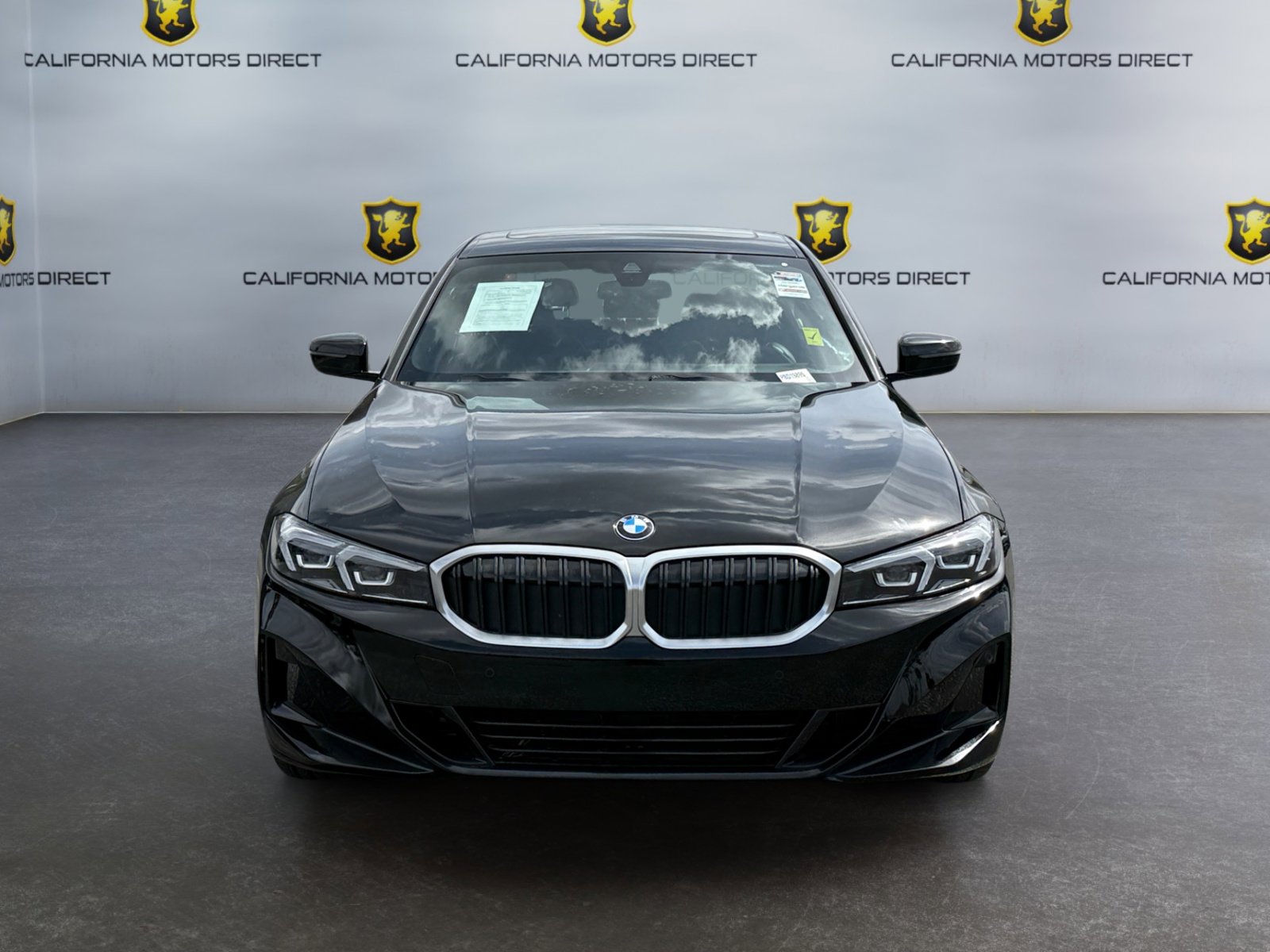Used 2023 BMW 330i Sedan w/ Convenience Package RWD image 8