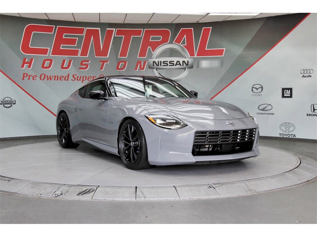 Used 2024 Nissan Z Performance w/ Floor Mat Package