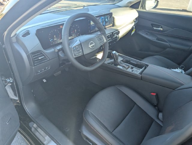 New 2027 Nissan Sentra SR w/ SR Premium Package FWD image 13