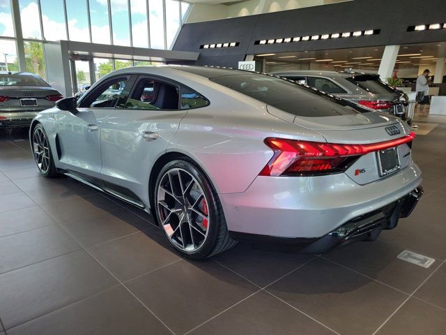 New 2026 Audi RS e-tron GT performance image 5