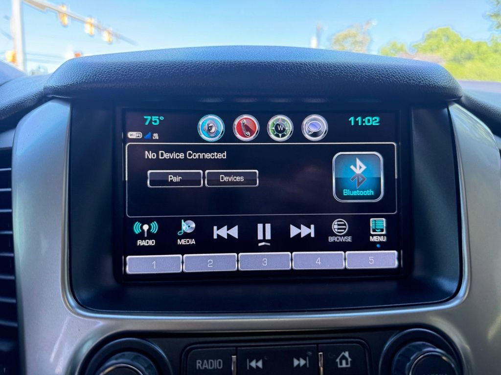 Used 2018 Chevrolet Suburban Premier w/ RST Edition AWD/4WD image 22