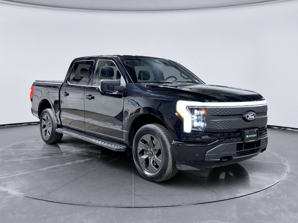 Used 2024 Ford F150 Lightning Flash AWD/4WD image 4