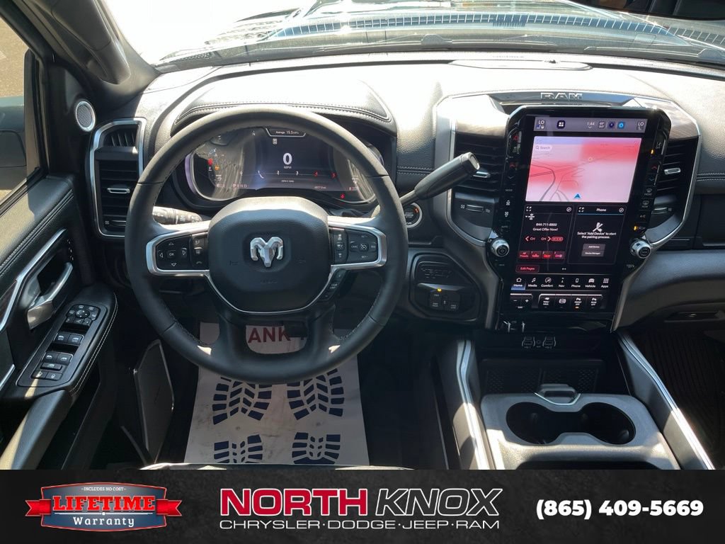 New 2026 RAM 2500 Laramie AWD/4WD image 14