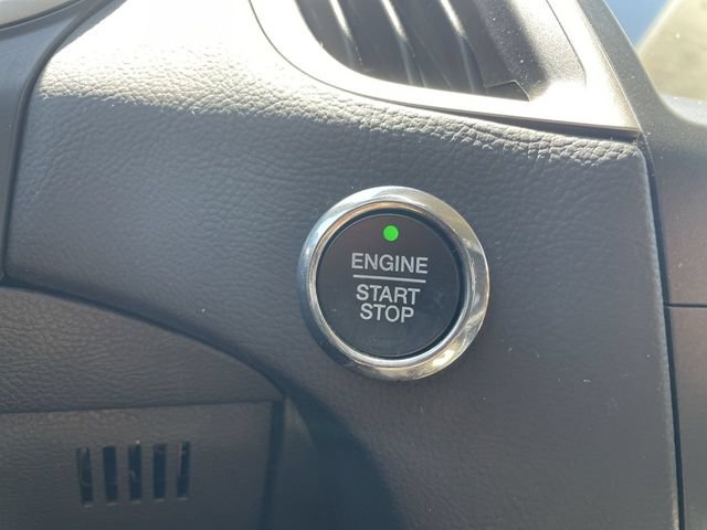 Used 2020 Ford Edge SEL w/ Convenience Package FWD image 17