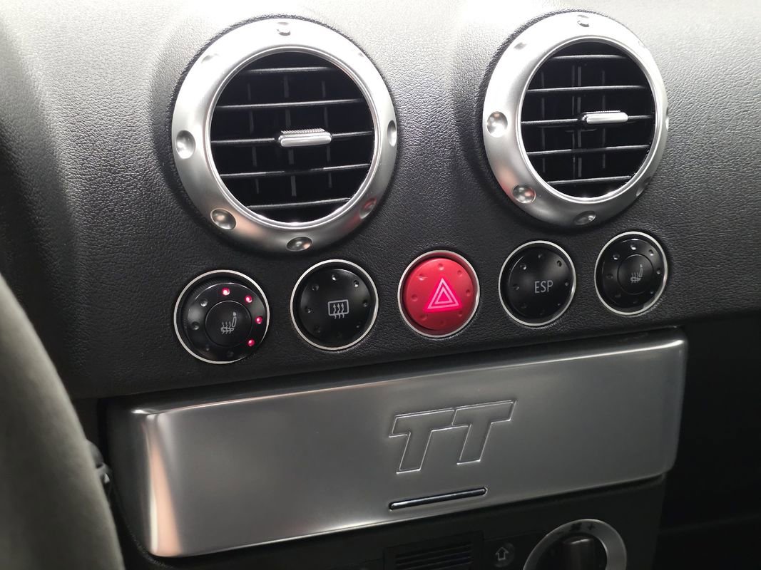 Used 2002 Audi TT 1.8T image 37
