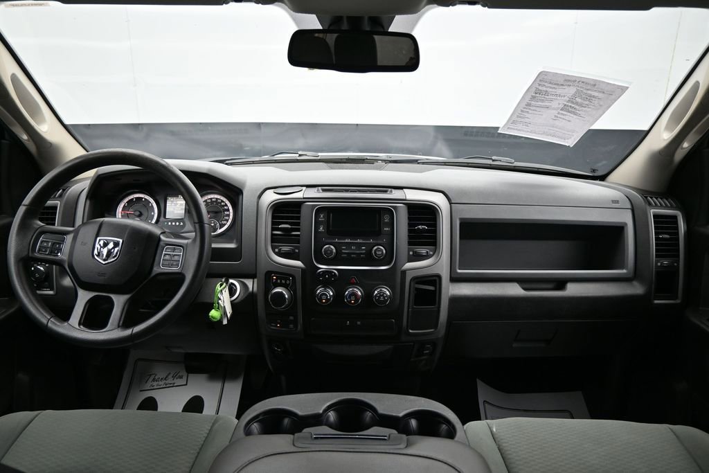 Used 2018 RAM 1500 Express AWD/4WD image 12
