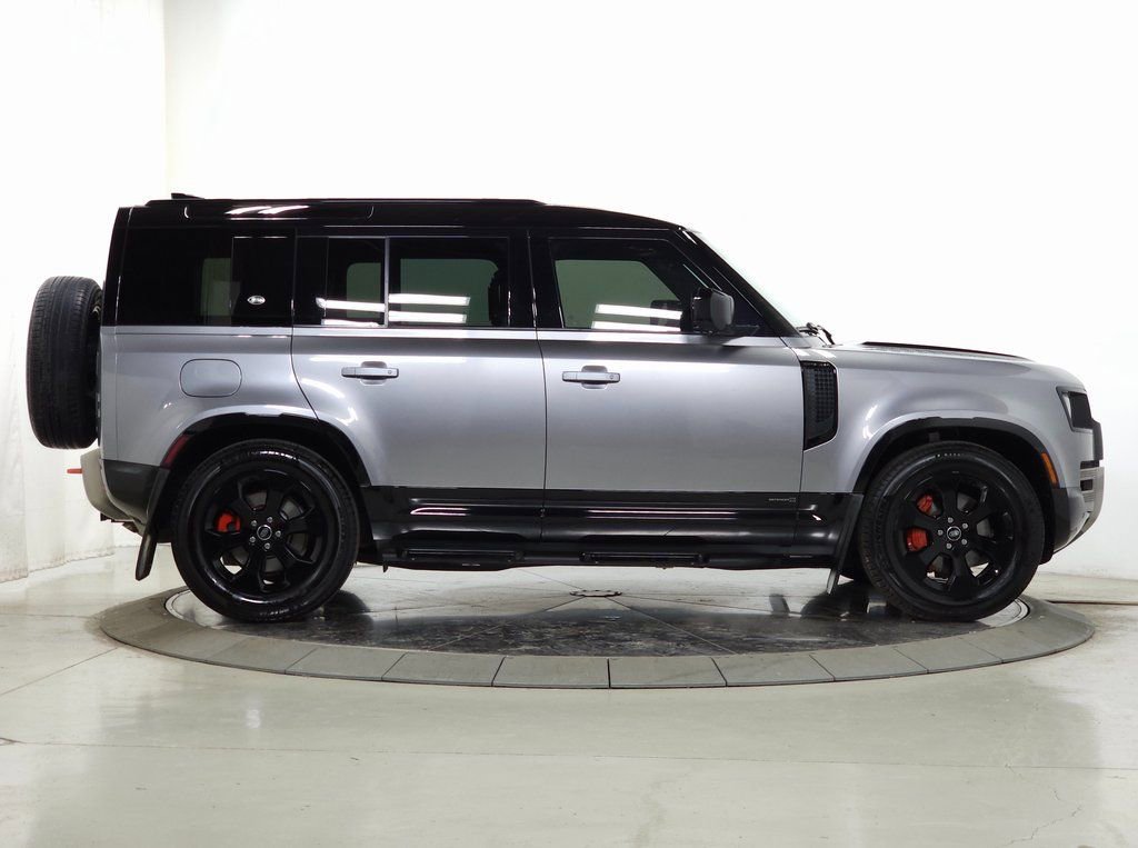 Used 2022 Land Rover Defender 110 X image 8