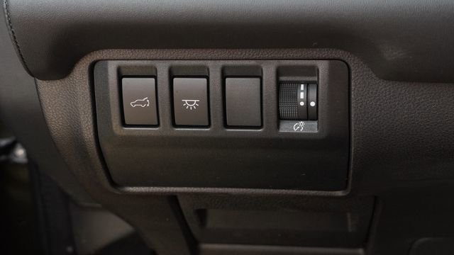 Used 2023 Subaru Ascent Limited image 22