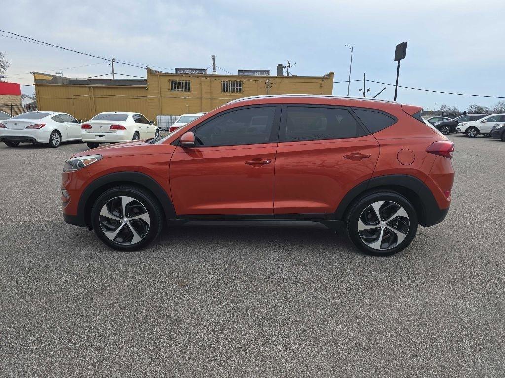 Used 2016 Hyundai Tucson Sport image 8