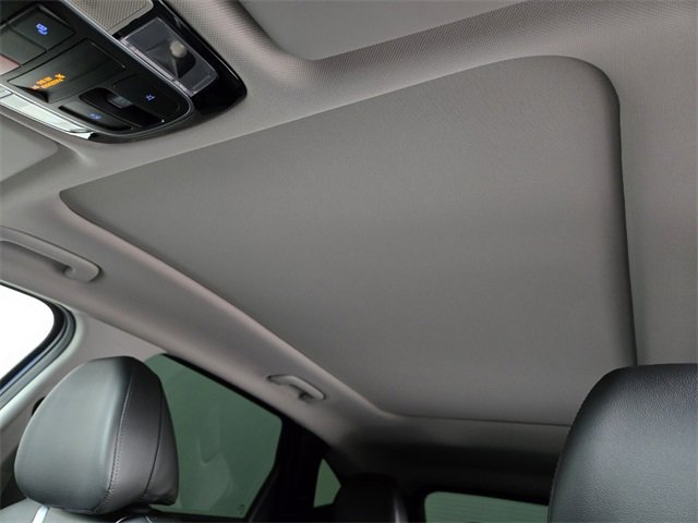 Used 2025 Hyundai Tucson Limited image 14