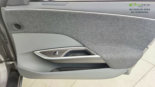 Used 2024 Lucid Air Touring image 24